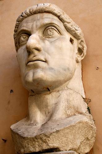 http://upload.wikimedia.org/wikipedia/commons/thumb/2/20/0_Constantinus_I_-_Palazzo_dei_Conservatori_%282%29.JPG/640px-0_Constantinus_I_-_Palazzo_dei_Conservatori_%282%29.JPG